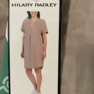Hilary Radley Cute dress new tan short sleave w/pockets v neck style